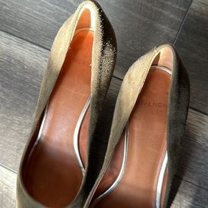Green suede Givenchy heels